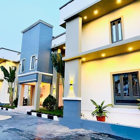 Mayfair Hotel Maitama Абуджа Экстерьер фото
