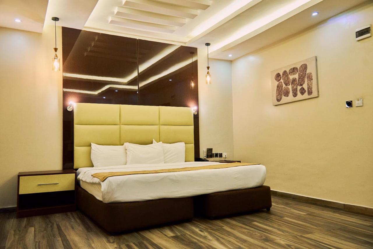 Mayfair Hotel Maitama Абуджа Экстерьер фото